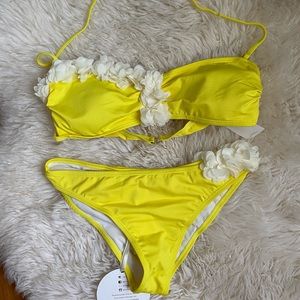 NWT adorable yellow bikini set with flowers